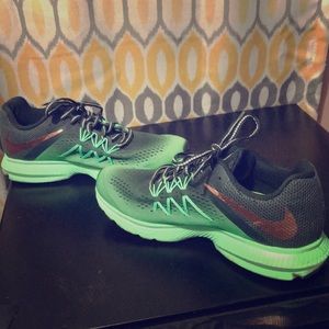 Womens Nike shoes size 8.5